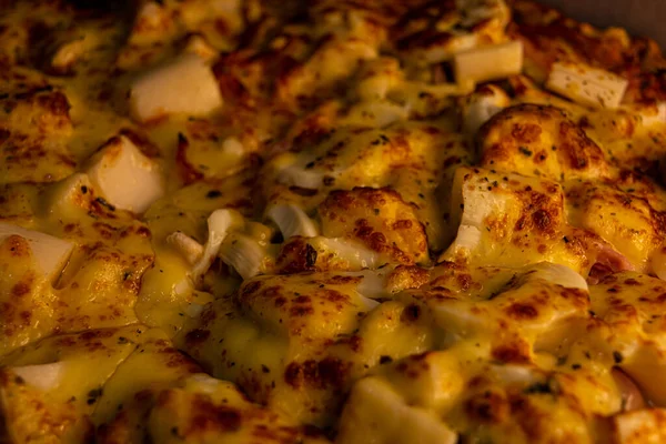 Closeup Shot Appetizing Cheese Bacon Pizza — Stock Photo, Image