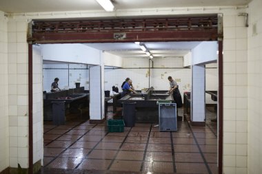 Madeira adasındaki Funchal pazarına yakın çekim.