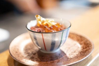 Ikura Somon Sahili 'nin yakın çekimi.