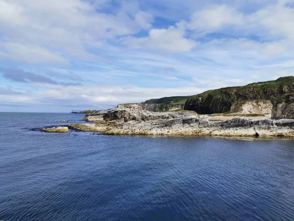 Een Prachtig Uitzicht Het Ballintoy Dorp Noord Ierland — Stockfoto