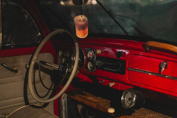 Plan Rapproché Roue Des Mètres Véhicule Vintage Abandonné — Photo