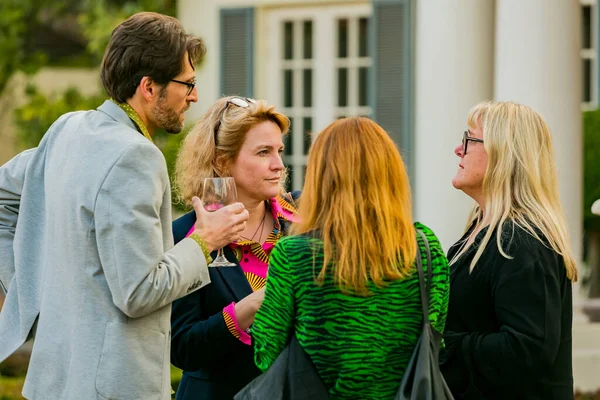 Vip Caucasian Guests Chatting Outdoor Social Event Johannesburg South Africa — Stock Photo, Image