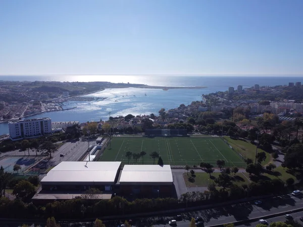 サッカーの大学スタジアムとアラビダ橋川の空中ビュー ポルトガル — ストック写真