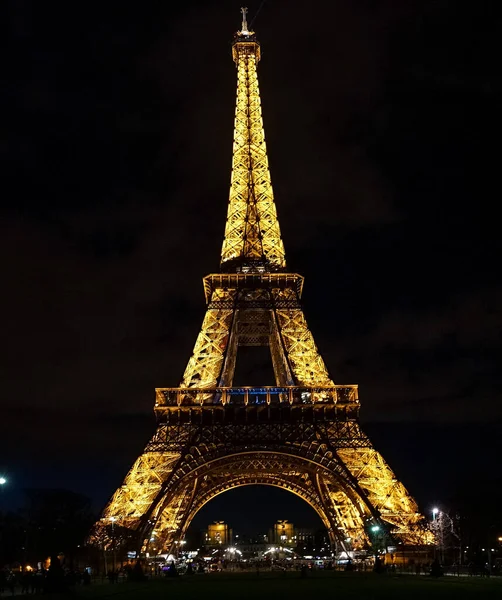 Vista Vertical Noturna Torre Eiffel Partir Dos Jardins Trocadero Paris — Fotografia de Stock