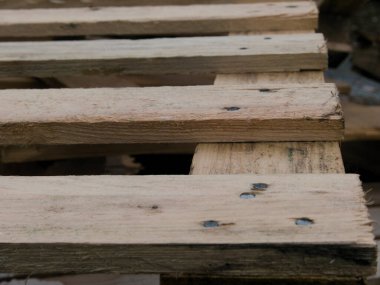 Eski ahşap tahtalara yakın çekim..