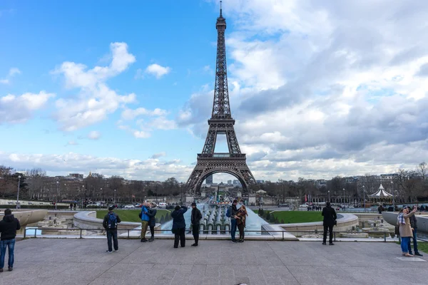 Blick Auf Den Bezaubernden Eiffelturm Und Die Skyline Von Paris — Stockfoto