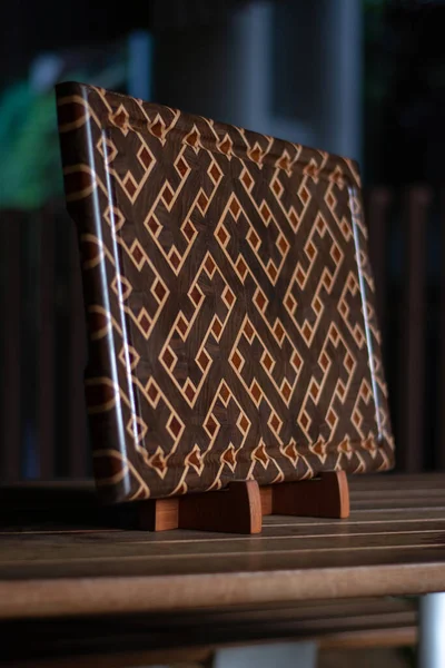 Vertical Shot Handmade End Grain Wood Cutting Board Made Walnut — Stock Photo, Image