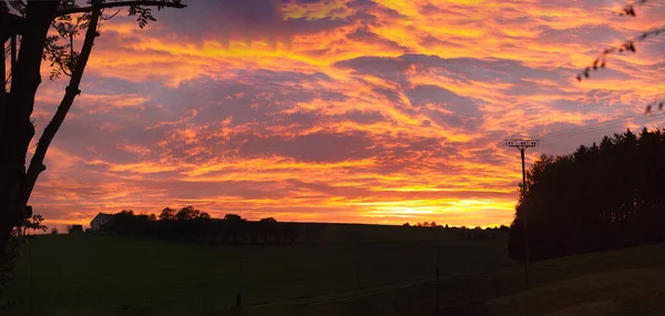 Прекрасный Вид Оранжевое Небо Заката — стоковое фото