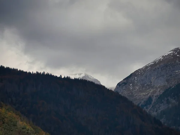 Pemandangan Indah Pegunungan Berbatu Julian Alps Dekat Danau Bohinj Dengan — Stok Foto