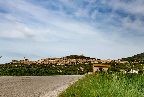 Uitzicht Stad Assisi Vanaf Weg Umbrië Italië — Stockfoto