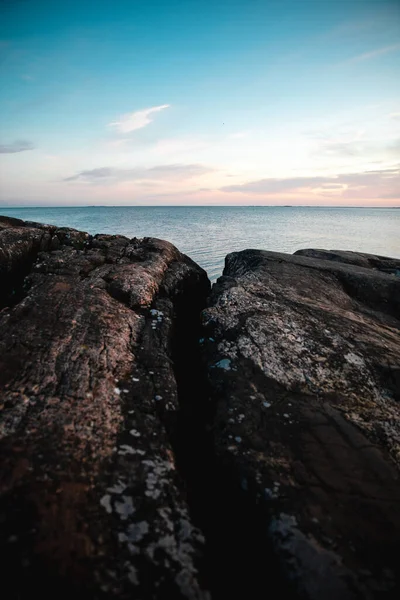 Coucher Soleil Vertical Sur Côte Finlandaise Près Helsinki Porkkalanniemi Kirkkonummi — Photo