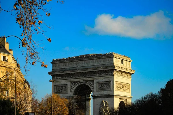 パリの凱旋門の美しい景色 フランス — ストック写真