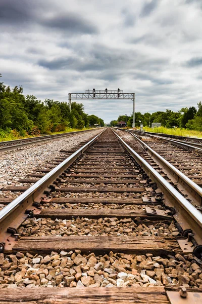 Transit Railroad Track Signal Tracks Cloudy Sky — Stock Photo, Image