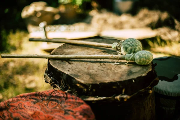 Closeup Traditional Musical Drum Sticks Garden — Stock Photo, Image