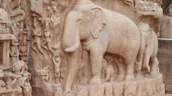 Zblízka Záběr Krišnovy Máslové Koule Arjunově Pokání Mahabalipuram — Stock fotografie
