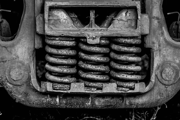 Dit Schroefveer Vering Een Tankwagen Vering Zorgt Voor Een Soepele — Stockfoto