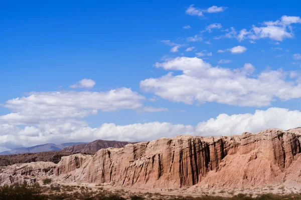 Güneşli Bir Günde Kayalık Vadilerin Güzel Manzarası — Stok fotoğraf