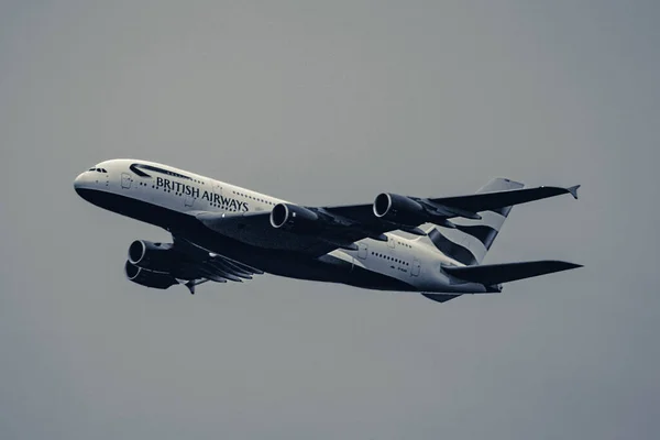 Jet Airbus Des Voies Aériennes Britanniques Son Approche Londres Heathrow — Photo