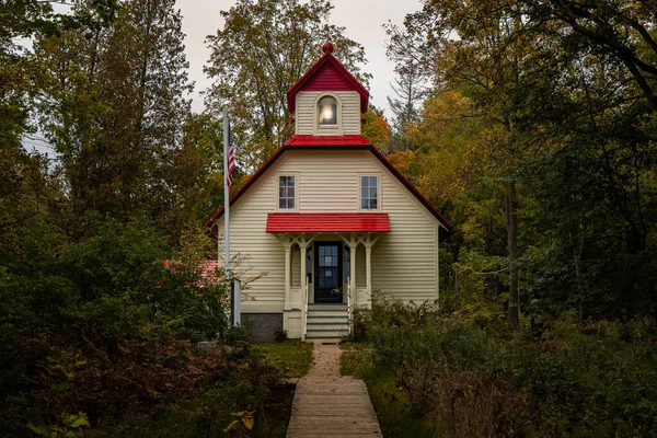 Cesta Domu Obklopenému Podzimní Přírodou Door County Wisconsin Usa — Stock fotografie