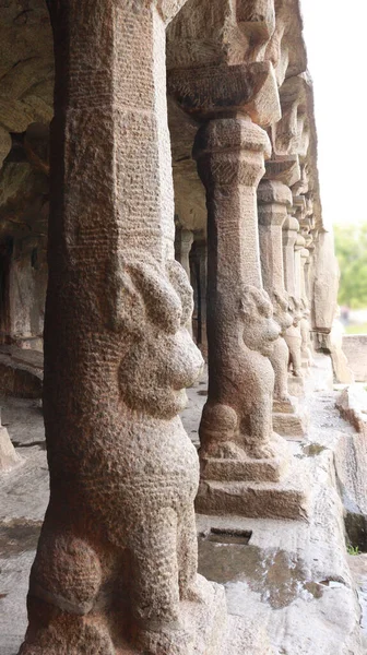 Vertikální Záběr Pilíře Arjunovo Pokání Mahabalipuram — Stock fotografie