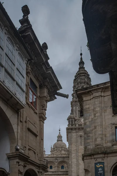 Een Perspectief Verticaal Shot Van Kathedraal Van Santiago Compostela — Stockfoto
