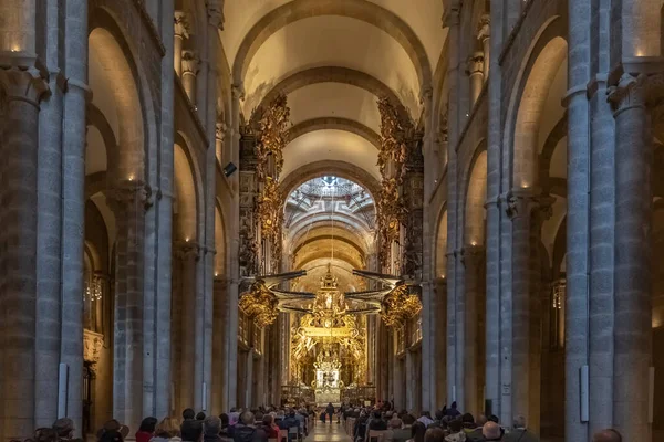 Een Prachtige Opname Van Binnenkant Van Kathedraal Van Santiago Compostela — Stockfoto