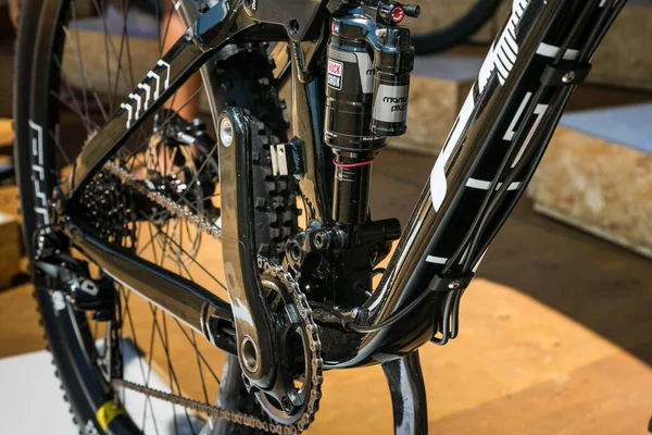 Detalhe Close Uma Bicicleta Preta Exibição Cycle Fair Expo Joanesburgo — Fotografia de Stock