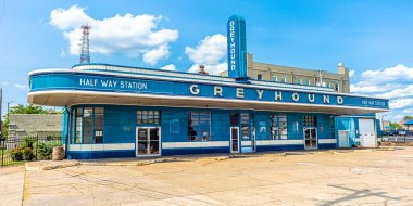 Jackson, Tennessee, ABD 'deki boş bir Greyhound Otobüs İstasyonu.