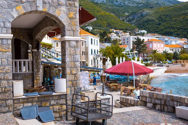 Cafés Costeiros Casas Mar Adriático Budva Sveti Stefan Montenegro — Fotografia de Stock