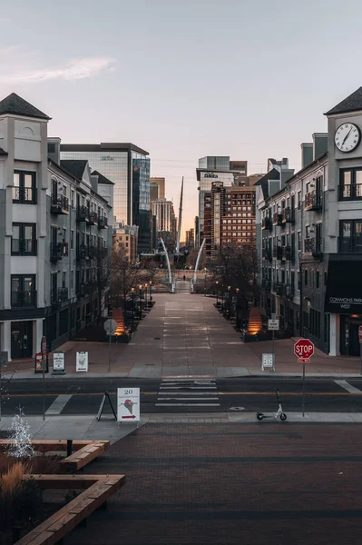 Foto Verticale Scattata Denver Durante Una Passeggiata Mattutina — Foto Stock