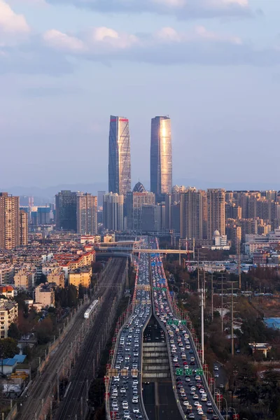 Vertical Shot Railway Expressway Visual Guideline Wanda Plaza Twin Towers — Stock Photo, Image