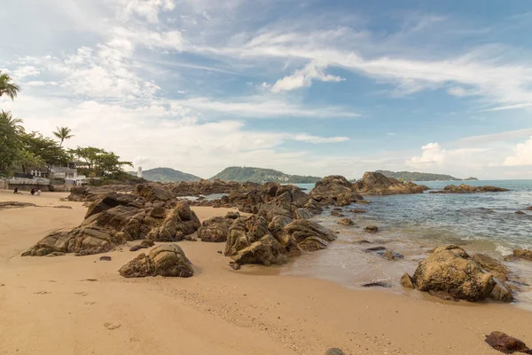 Krásný Záběr Kalim Bay Beach Skály Phuket — Stock fotografie