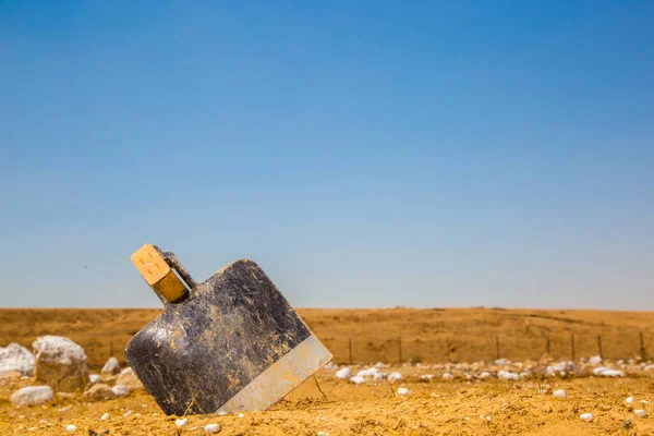 Enfoque Selectivo Una Azada Campo — Foto de Stock