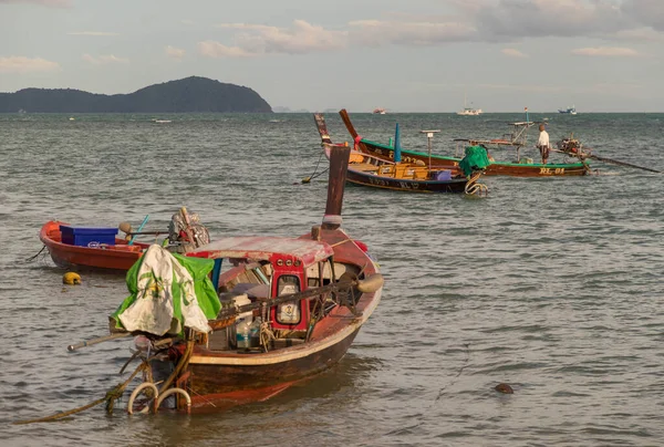 Een Prachtig Shot Van Een Vissersboot Rawai Phuket — Stockfoto