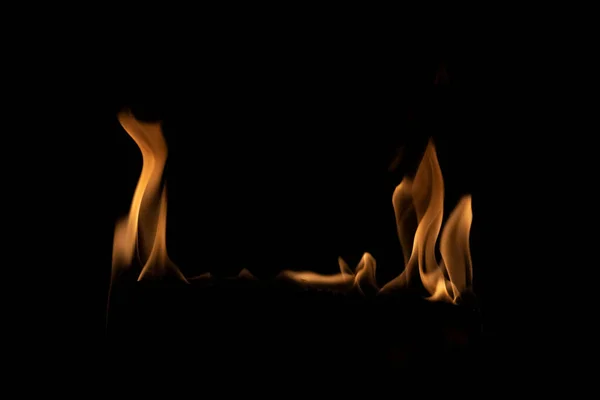 Крупним Планом Знімок Палаючого Вогню Ізольовано Чорному Тлі — стокове фото