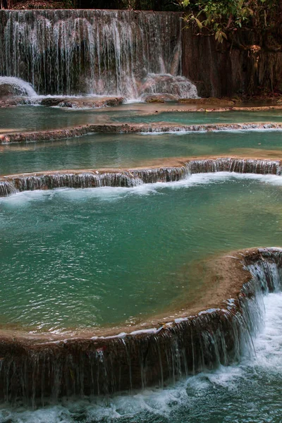 Krásná Scenérie Kuang Falls Ban Laos — Stock fotografie