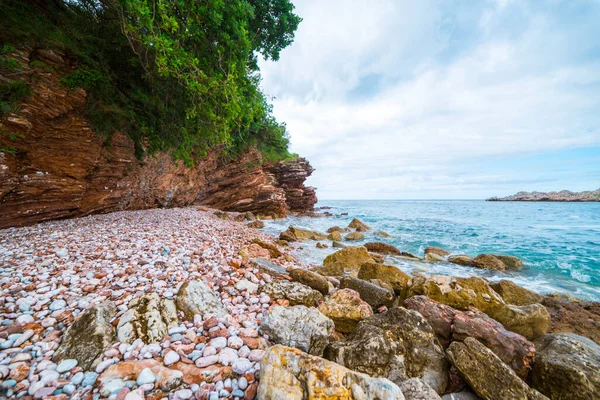 Céu Azul Nublado Sobre Mar Adriático Sveti Stefan Budva Montenegro — Fotografia de Stock