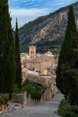 Mallorca (Mayorka), Balearic Adaları 'ndaki Pollenca manzarası