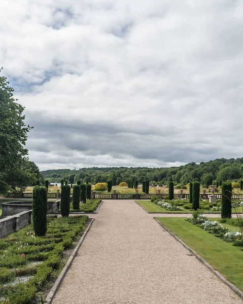 スタッフォードシャーレイクサイド Italian Gardens景観 ストークオントレントUk — ストック写真