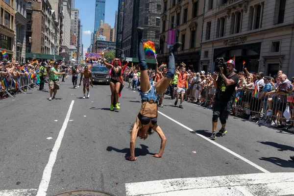 People Celebrating Pride Month Parade 2022 Streets New York City — Stock Photo, Image