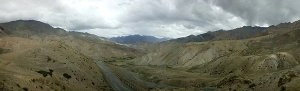 Panorama Escénico Vista Las Montañas Contra Cielo Leh Ladakh — Foto de Stock