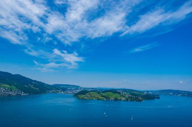 Lucerne Gölü 'nün panoramik manzarası - Stansstad, İsviçre