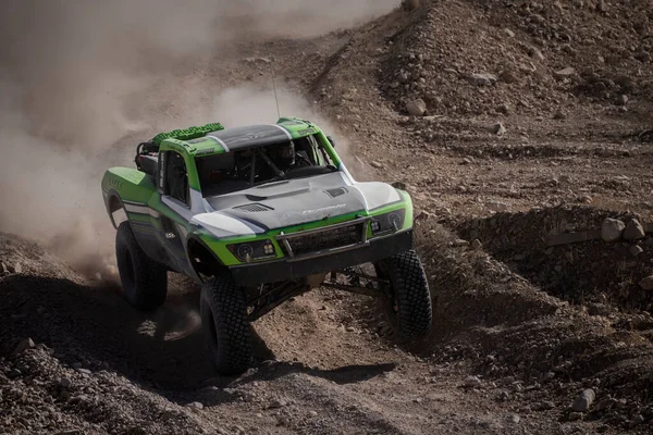 Closeup Green Road Race Car Desert Las Vegas Usa — Stock Photo, Image