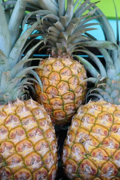 Vertical Shot Fresh Pineapple Farmers Market Kona Hawaii — Stock Photo, Image