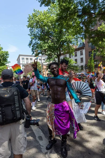 Cheerful People Walking Pride Parade New York City June 26Th — Stock Photo, Image