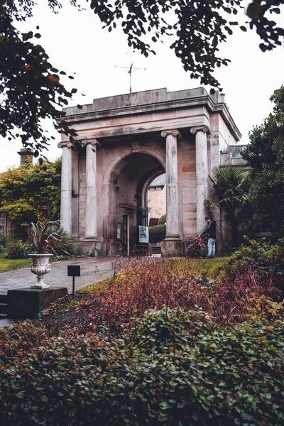 Vertical Shot Main Gates Sheffield Botanical Garden — Stock Photo, Image