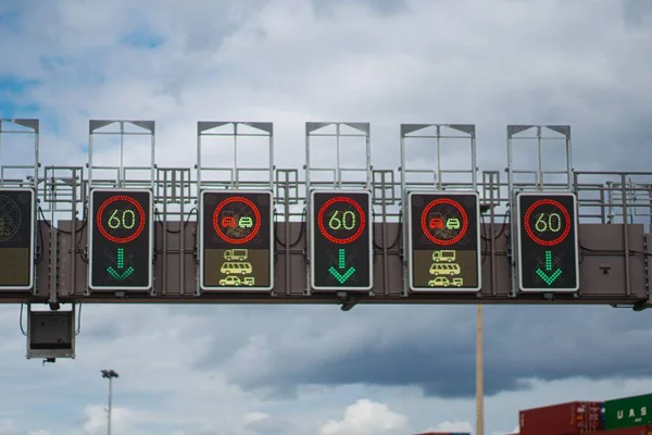 Una Señal Tráfico Hamburgo Sobre Autopista — Foto de Stock