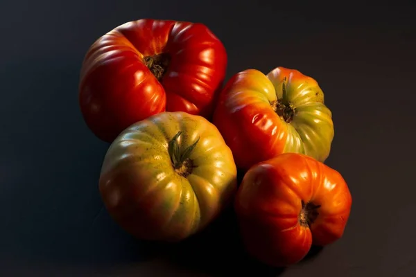 Closeup Shot Raf Tomatoes Dark Background — Stock Photo, Image