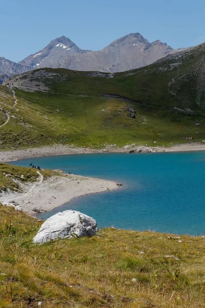 Μια Κάθετη Λήψη Ενός Ορεινού Τοπίου Στο Col Galibier Γαλλία — Φωτογραφία Αρχείου