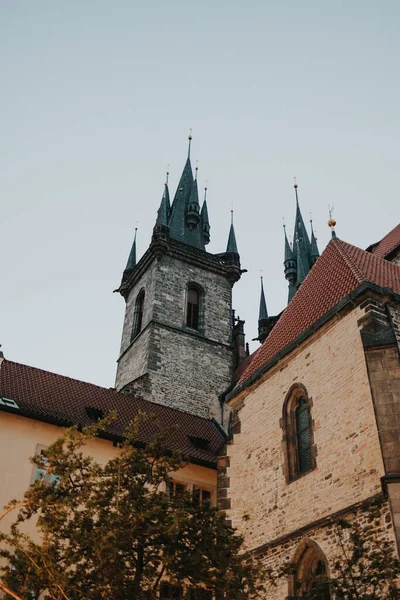 Vertikal Bild Tornet Historisk Byggnad Prag Tjeckien — Stockfoto